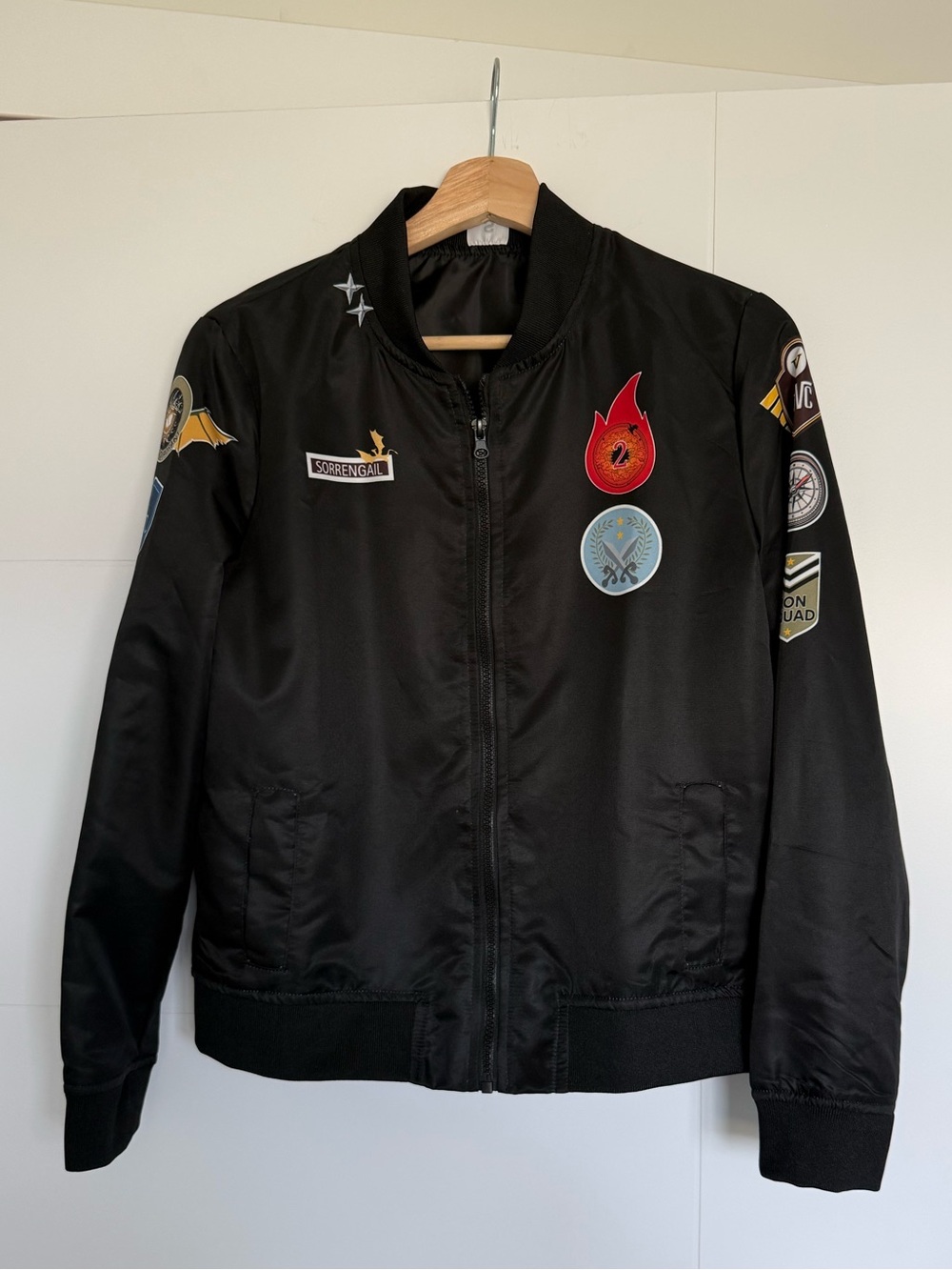 Black Fourth Wing Violet Sorrengail Bomber Jacket with Patch Details